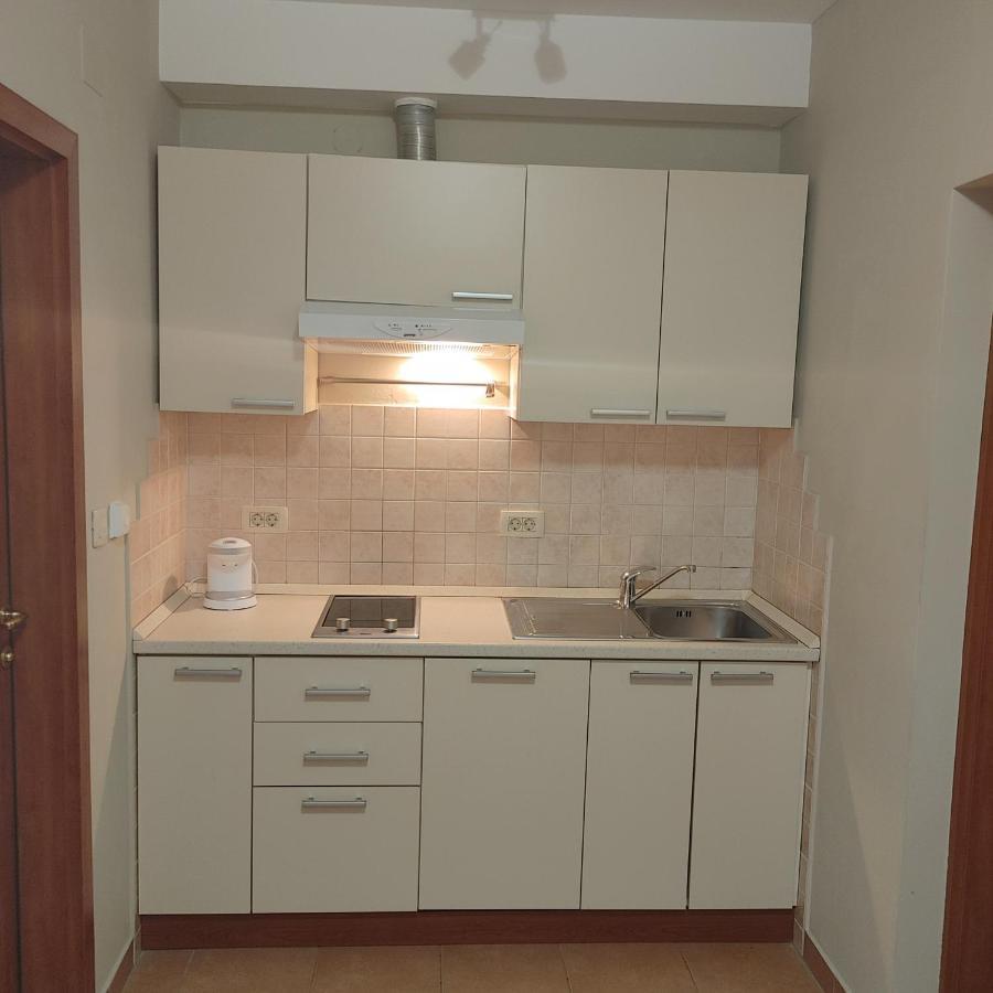 Apartments Villa Cizmic Башка-Вода Экстерьер фото