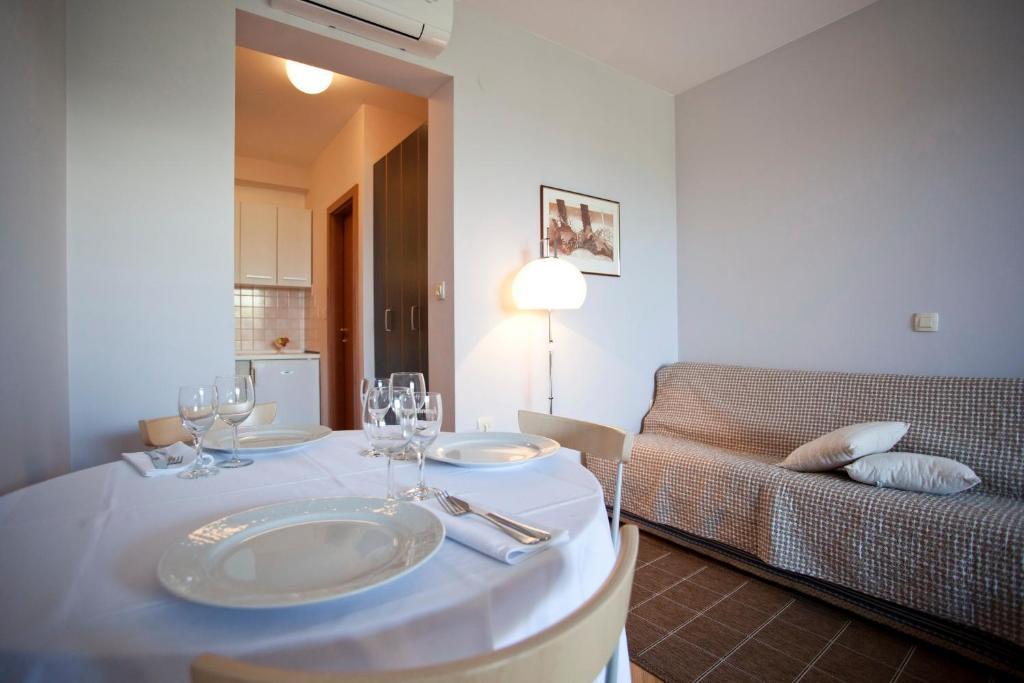 Apartments Villa Cizmic Башка-Вода Номер фото