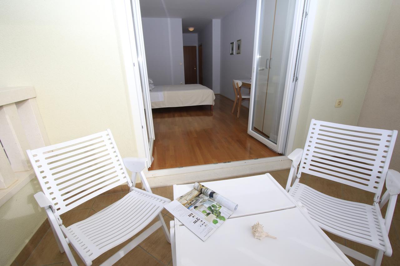 Apartments Villa Cizmic Башка-Вода Экстерьер фото